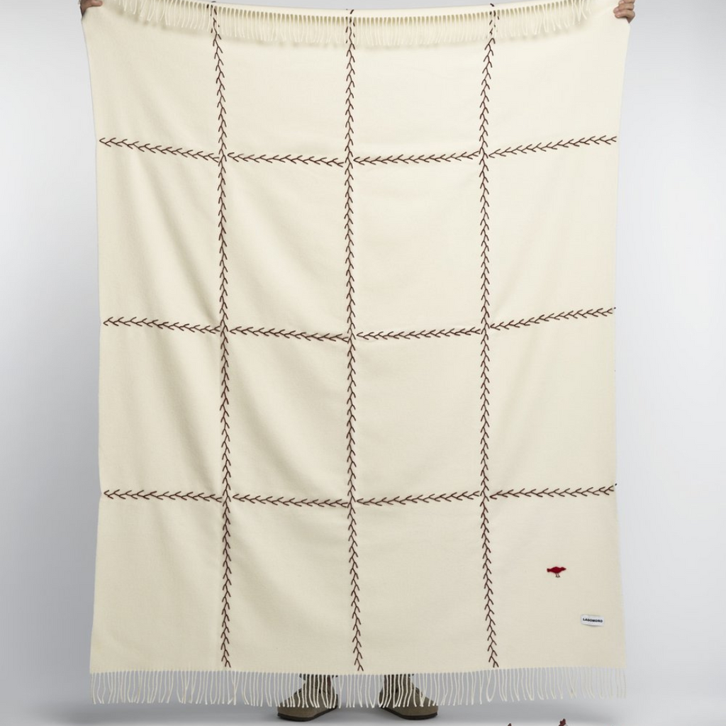 LAGOMORO CABANON THROW BLANKET